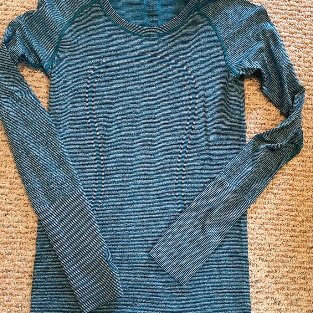 lululemon athletica Blue Long Sleeve Top